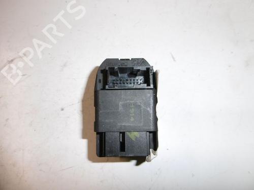 Used Left front window switch PEUGEOT 206 Hatchback (2A/C) 2.0 HDI 90 (90 hp) 15755812