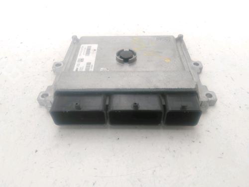engine-control-unit-ecu-dacia-sandero-ii-2012-27268244 main image