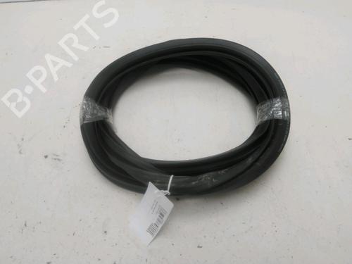 Used Rubber door seal PEUGEOT 508 SW II (FC_, FJ_, F4_) 1.6 PureTech 180 (181 hp) 29442592