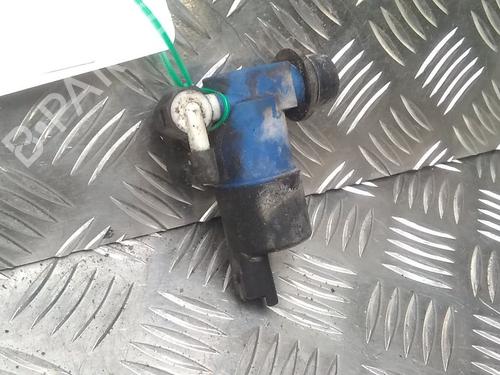 Used Washer pump RENAULT TWINGO II (CN0_) 1.2 16V (CN0K, CN0V, CN0A) (76 hp) 14904308