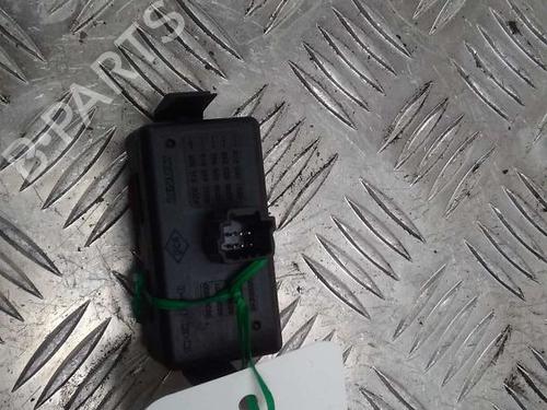 Used Warning switch Warning switch RENAULT CLIO III (BR0/1, CR0/1) 1.5 dCi (C/BR0G, C/BR1G) (68 hp) 11517850 11517850