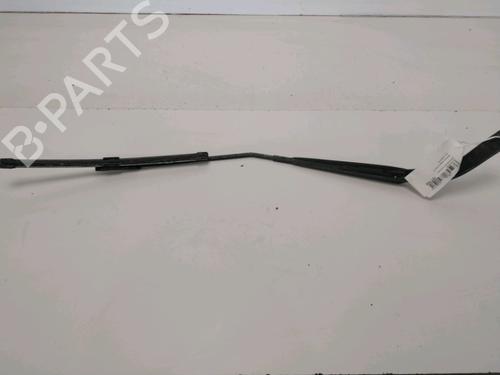 Used Front windshield wiper arm RENAULT TWINGO III (BCM_, BCA_) 1.0 SCe 70 (71 hp) 29644328