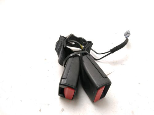 Seat buckle DACIA DUSTER (HM_) 1.5 dCi 110 (HMAB) | BP30768103I32