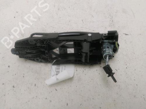 Used Front left exterior door handle AUDI Q3 (F3B) 35 TDI (150 hp) 29442627
