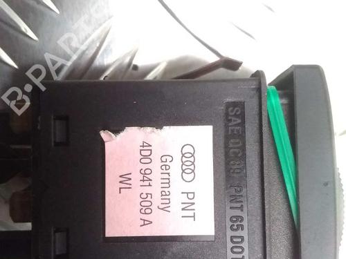 Bouton de warning AUDI A8 D2 (4D2, 4D8) 2.5 TDI (150 hp) 15750660