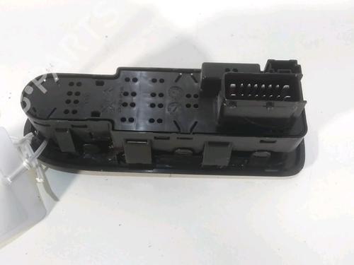 Used Left front window switch CITROËN C3 II (SC_) 1.4 HDi 70 (SC8HZC, SC8HR0, SC8HP4) (68 hp) 22186282