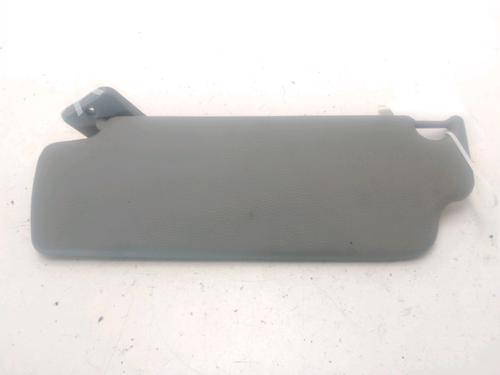 Used Right sun visor Right sun visor 25886261 25886261