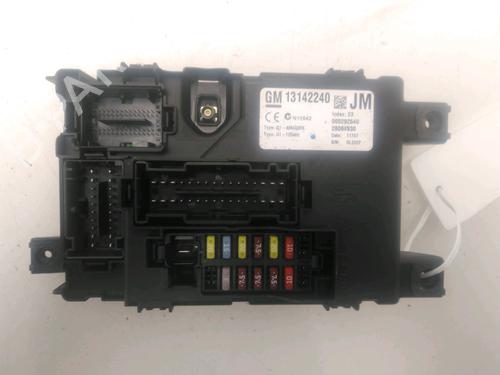 Fuse box OPEL CORSA D (S07) 1.3 CDTI (L08, L68) | BP24881763E1 - Image 2