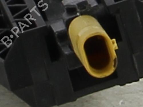 front-left-exterior-door-handle-audi-a3-8v1-8vk-2012-2013-2014-2015-2016-2017-2018-2019-2020-31277952 main image