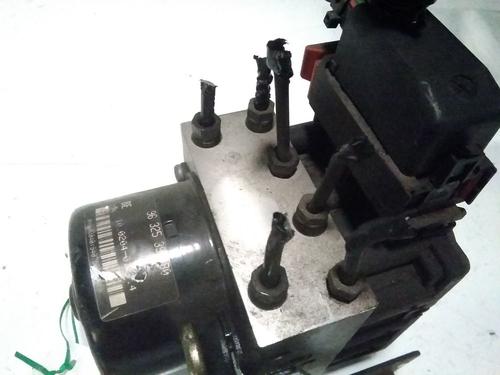 Used ABS pump PEUGEOT 206 Hatchback (2A/C) 1.4 i (75 hp) 23180533