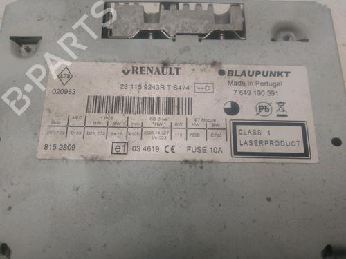 Radio RENAULT MEGANE III Hatchback (BZ0/1_, B3_) 1.9 dCi (BZ0N, BZ0J) (131 hp) 24185711