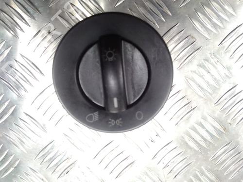 Used Headlight switch VW POLO (9N_, 9A_) 1.4 TDI (70 hp) 20218249