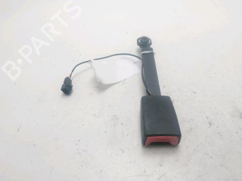Used Seat buckle RENAULT CLIO III (BR0/1, CR0/1) 1.5 dCi (C/BR0G, C/BR1G) (68 hp) 23647584