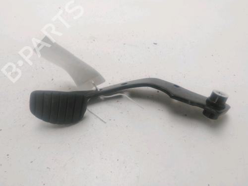 Used Break pedal Break pedal RENAULT CLIO II (BB_, CB_) 1.2 16V (BB05, BB0W, BB11, BB27, BB2T, BB2U, BB2V, CB05,... (75 hp) 26724946 26724946