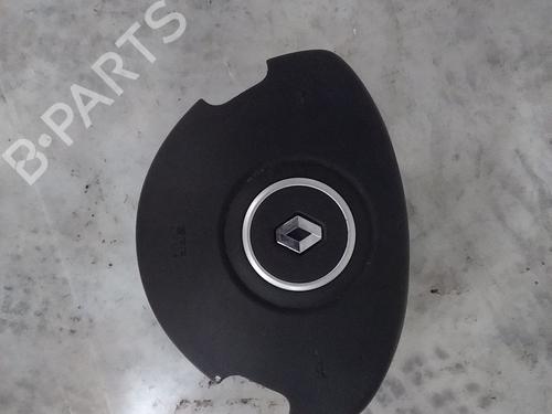 Used Driver airbag RENAULT CLIO III (BR0/1, CR0/1) 1.5 dCi (BR17, CR17) (86 hp) 23181022