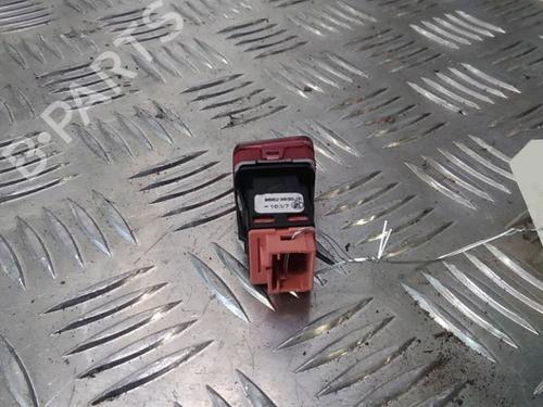 Used Warning switch Warning switch CITROËN C3 Picasso (SH_) 1.2 THP 110 (SHHNZ6) (110 hp) 13079394 13079394
