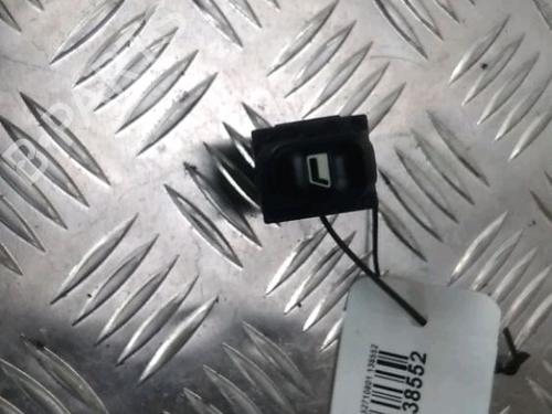 Used Switch Switch CITROËN BERLINGO / BERLINGO FIRST MPV (MF_, GJK_, GFK_) 1.6 16V (MFNFU) (109 hp) 13215111 13215111