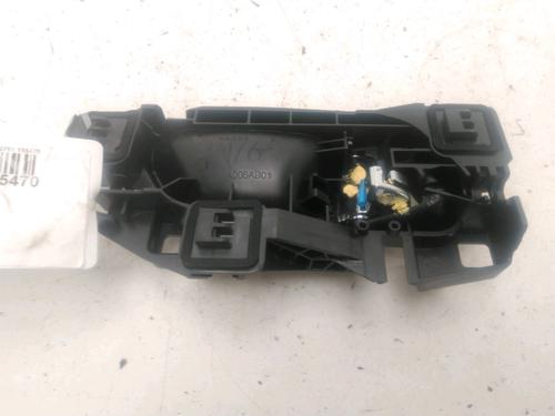 Used Front left interior door handle Front left interior door handle PEUGEOT 206+ (2L_, 2M_) 1.4 HDi eco 70 (68 hp) 26304253 26304253