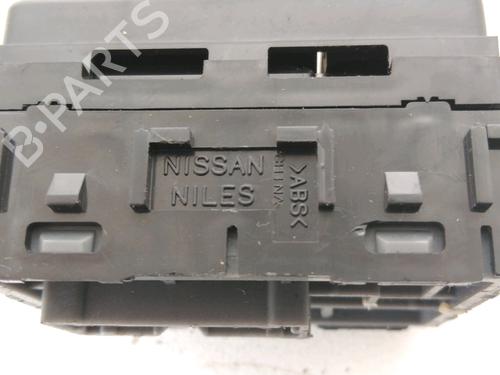 Used Mirror switch Mirror switch NISSAN JUKE (F15) 1.5 dCi (110 hp) 30188003 30188003