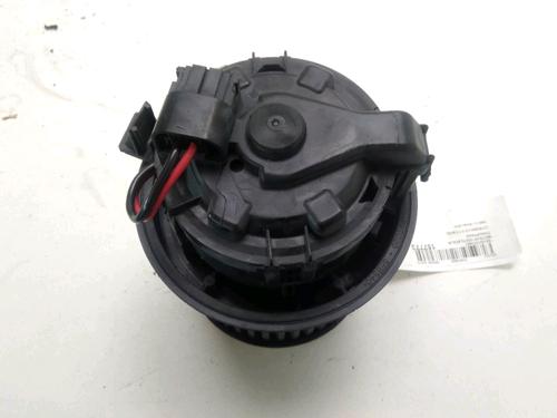 Used Heater blower motor Heater blower motor CITROËN C3 III Van (SX_, SY_) BlueHDi 100 (102 hp) 28086774 28086774