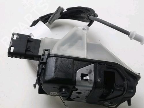 Used Front right lock Front right lock DS DS 3 / DS 3 CROSSBACK (UR_, UC_, UJ_) 1.5 BlueHDi 100 (UCYHYJ) (102 hp) 18206575 18206575