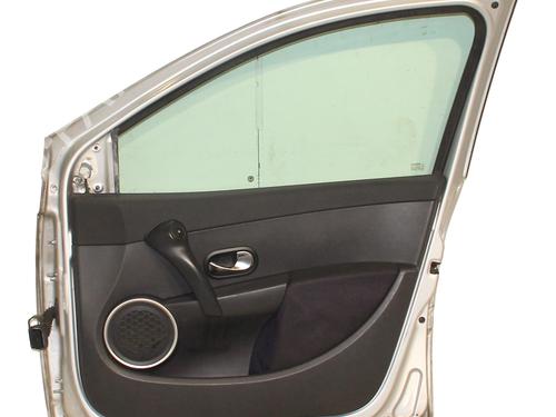 Used Right front door RENAULT CLIO III (BR0/1, CR0/1) 1.5 dCi (BR17, CR17) (86 hp) 31865696