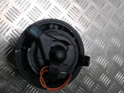 Ventilator motor RENAULT CLIO IV (BH_) 1.5 dCi 75 (75 hp) 13078678
