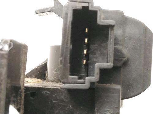 Used Tailgate lock RENAULT CLIO III (BR0/1, CR0/1) 2.0 16V Sport (200 hp) 30825386