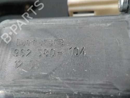 Used Front right window mechanism FIAT FREEMONT (345_) 2.0 JTD (170 hp) 20653750