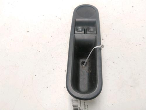 Used Left front window switch RENAULT TWINGO III (BCM_, BCA_) 1.0 SCe 70 (71 hp) 22525280