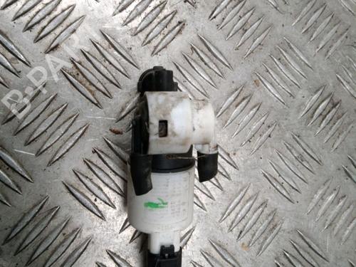 Used Washer pump PEUGEOT 308 I (4A_, 4C_) 1.6 HDi (90 hp) 14904566