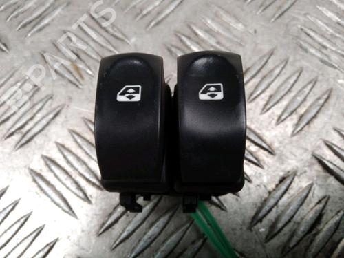 Used Left front window switch Left front window switch RENAULT TWINGO II (CN0_) 1.5 dCi (CN0E) (64 hp) 13395530 13395530