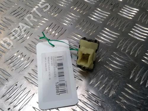 Used Switch Switch RENAULT CLIO IV (BH_) 1.5 dCi 90 (90 hp) 13080903 13080903