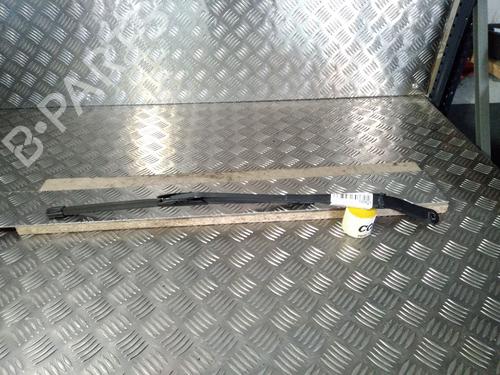 Used Front windshield wiper arm DACIA DUSTER (HS_) 1.5 dCi (86 hp) 14928988