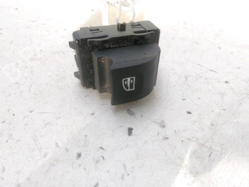 switch-renault-espace-v-jr_-2015-2016-2017-2018-2019-2020-2021-2022-2023-29344912 main image