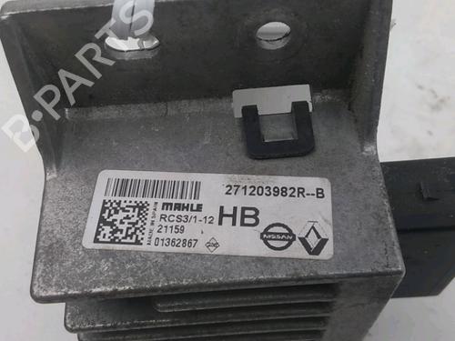 Used Electronic module Electronic module RENAULT MASTER III Van (FV) 2.3 dCi 135 FWD (FV0N, FV08, FV06, FV00, FV1S) (136 hp) 33971113 33971113