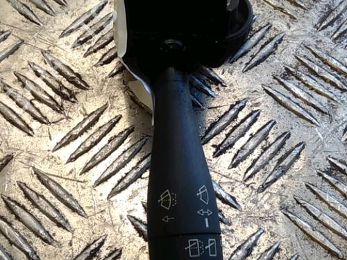 Used Steering column stalk PEUGEOT 106 II (1A_, 1C_) [1996-2005]  15396246
