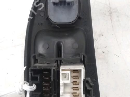 Used Left front window switch Left front window switch 36894143 36894143