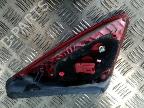 Used Right tailgate light PEUGEOT 3008 I MPV (0U_) 2.0 HDi 150 / BlueHDi 150 (150 hp) 17038311