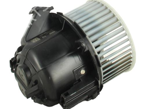 Used Heater blower motor Heater blower motor CITROËN C3 AIRCROSS II (2R_, 2C_) 1.5 BlueHDi 120 (2CYHXX) (120 hp) 34175654 34175654