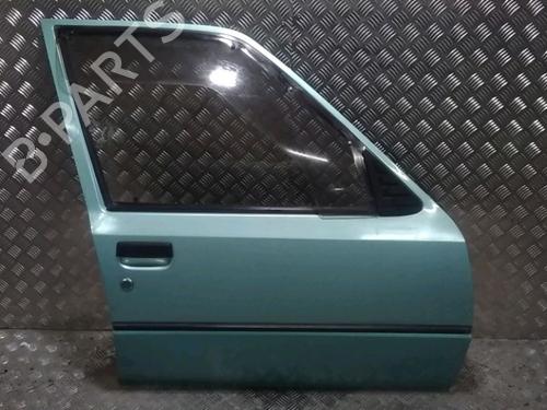 Porte Avant Droit Pour PEUGEOT 205 Phase 2 - Référence 9004F0 - Occasion - État Mauvais (À Rénover)