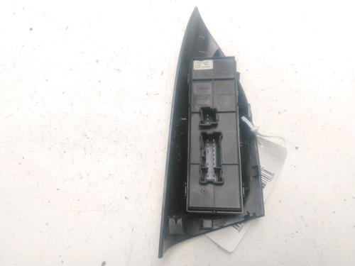 Used Left front window switch NISSAN JUKE (F15) 1.5 dCi (110 hp) 25300475