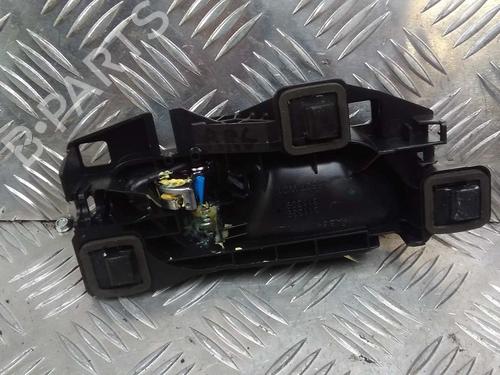 Used Rear left interior door handle Rear left interior door handle PEUGEOT 5008 II (MC_, MJ_, MR_, M4_) 1.6 BlueHDi 120 (MCBHZH, MCBHZW) (120 hp) 11517867 11517867