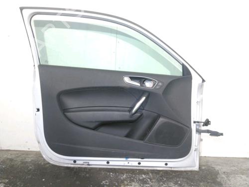 Used Left front door Left front door 37624539 37624539