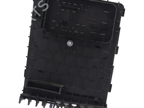 Fuse box VW GOLF VI (5K1) 1.6 TDI | BP36573445E1 - Image 4