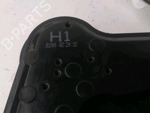 Used Front right lock Front right lock TOYOTA HILUX VIII Pickup (_N1_) 2.4 D 4WD (GUN125_, GUN125R) (150 hp) 33444640 33444640
