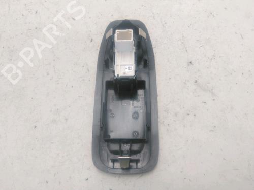 Used Switch PEUGEOT 2008 I (CU_) 1.6 BlueHDi 100 (100 hp) 27332336
