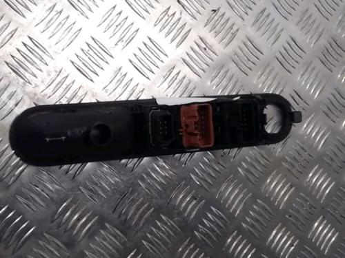 Used Left front window switch Left front window switch RENAULT ESPACE IV (JK0/1_) 2.0 dCi (JK03, JK04, JK1C, JK1G, JK1J, JK1K) (173 hp) 13081863 13081863