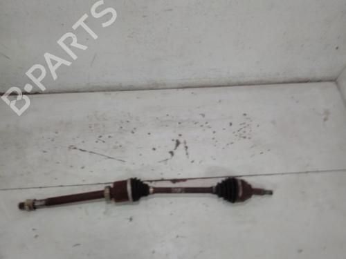 Used Right front driveshaft Right front driveshaft OPEL VIVARO B Van (X82) 1.6 CDTI (05) (120 hp) 15748730 15748730