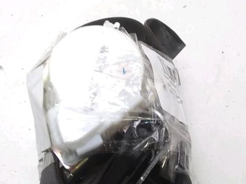 Used Front right seatbelt Front right seatbelt 18646690 18646690